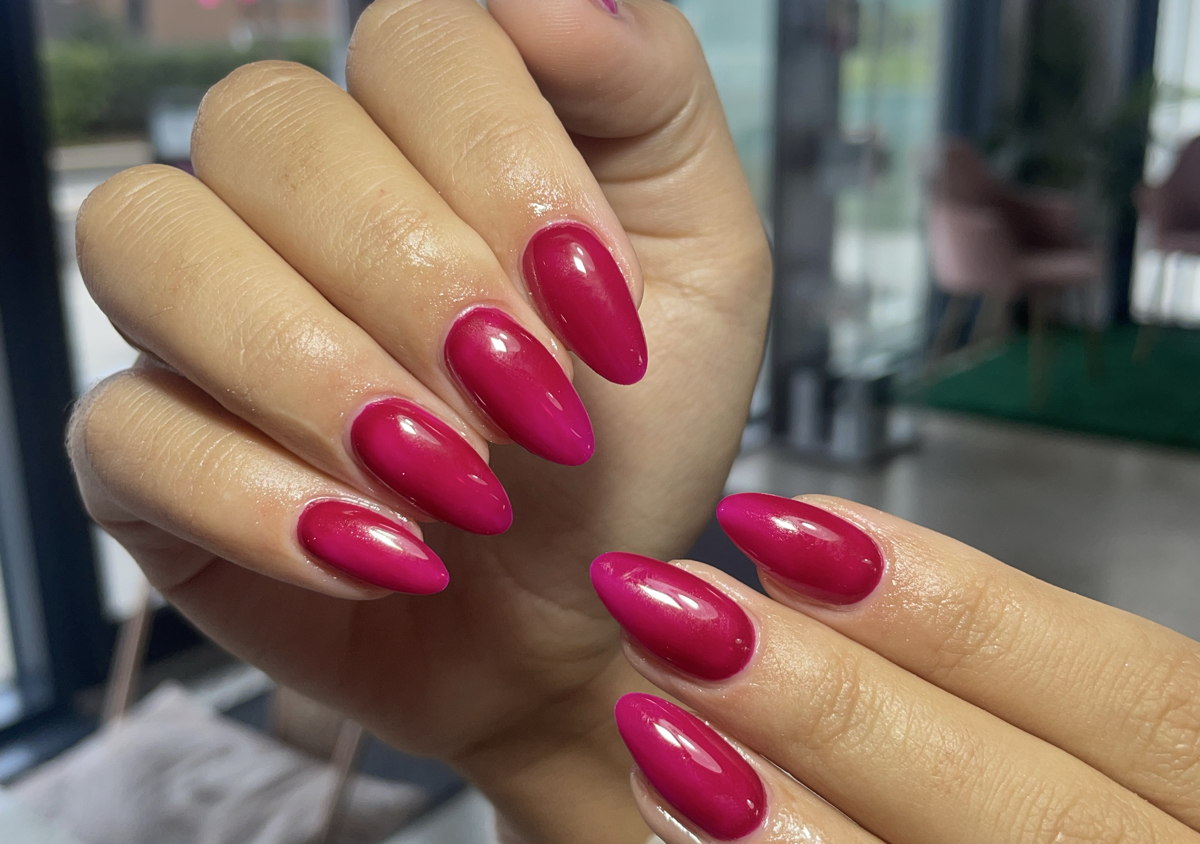 Gel polish (fingers) 