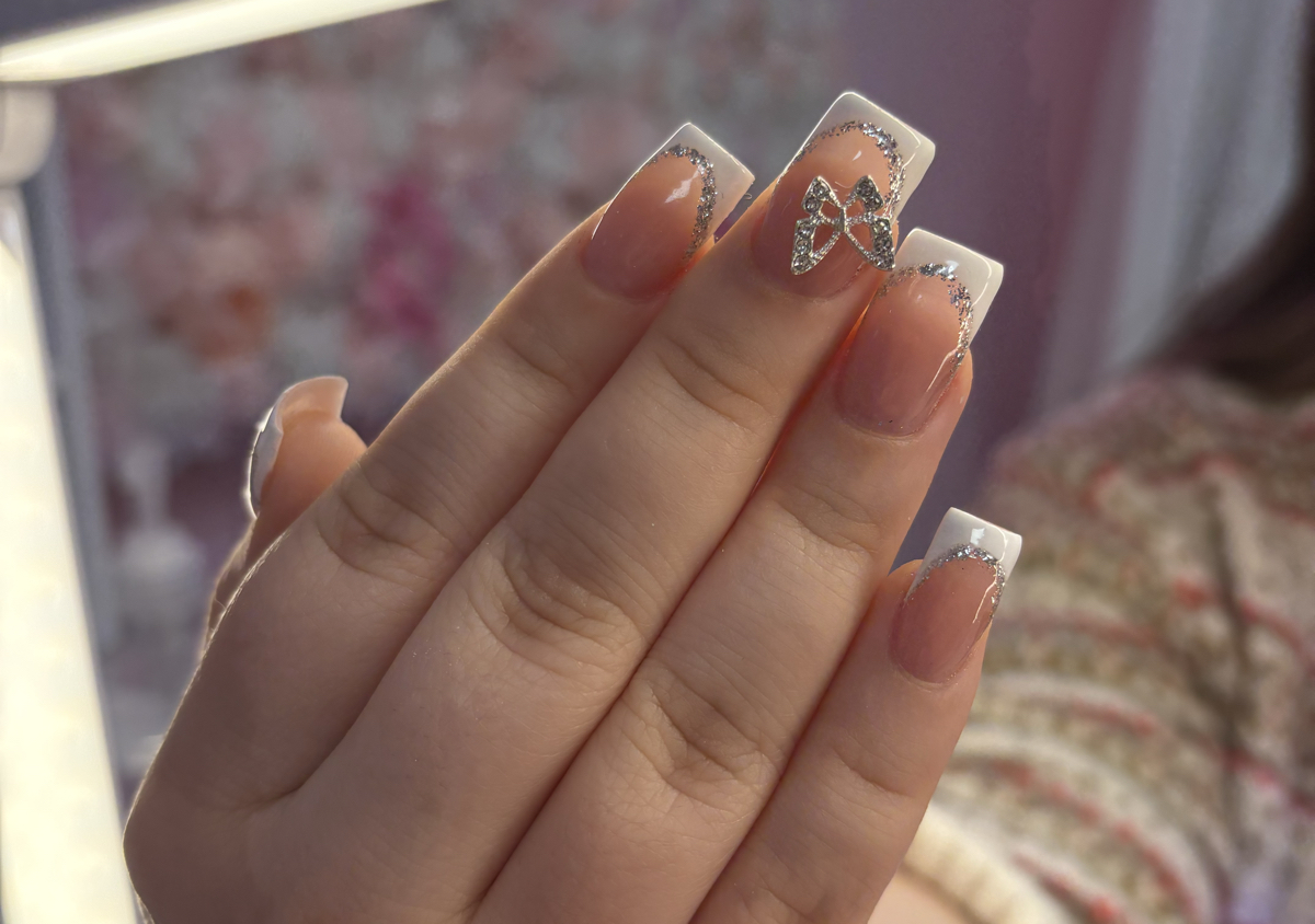 Designs  (full hand)