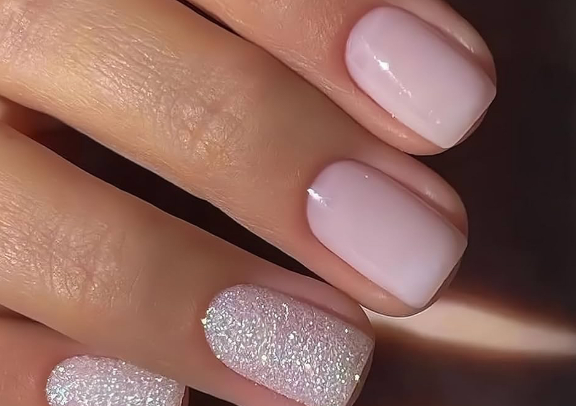 Dip powder