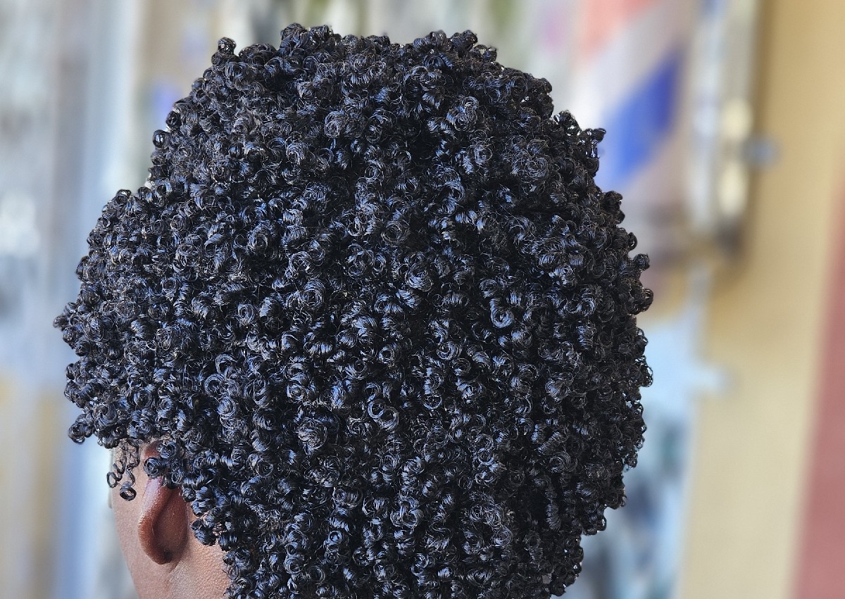 Finger coils (includes shampoo)