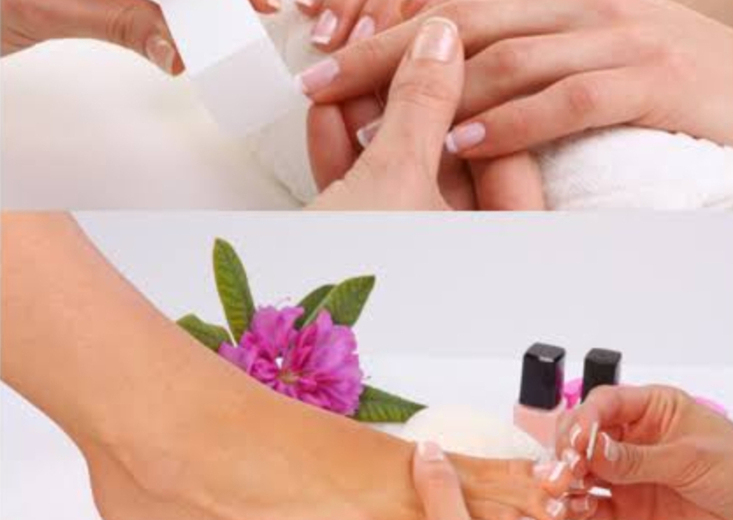 Mani Pedi with Lacquer polish