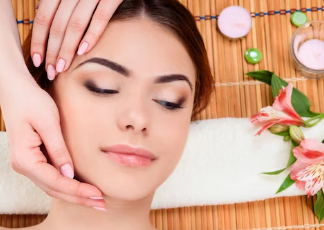 Head to Toe Deluxe Facial : 1hr 30min