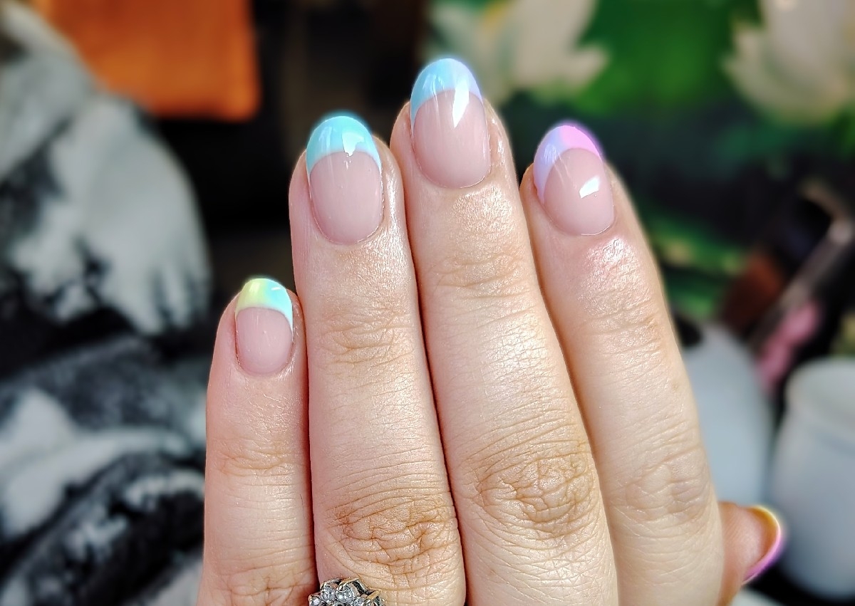BIAB with colour +French tips