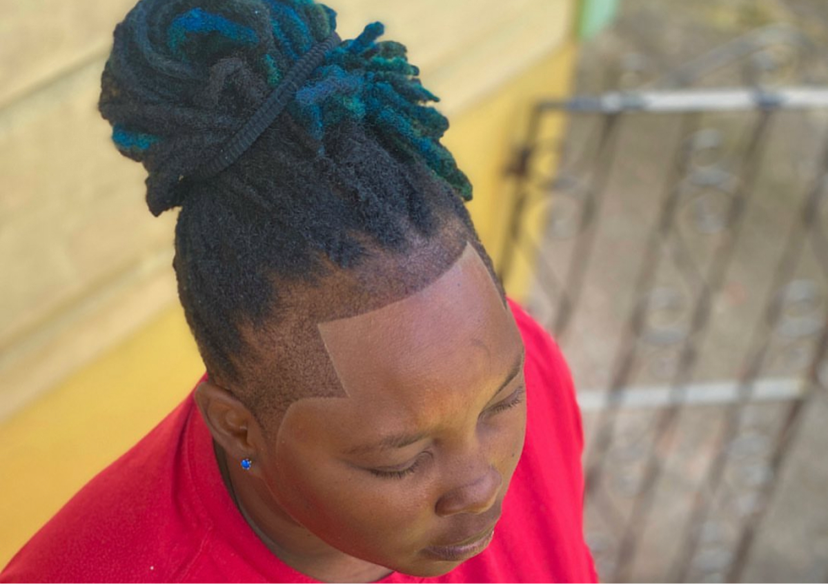 Shape Up With All Around Hairline Faded Down(service For People With Plait Hair)