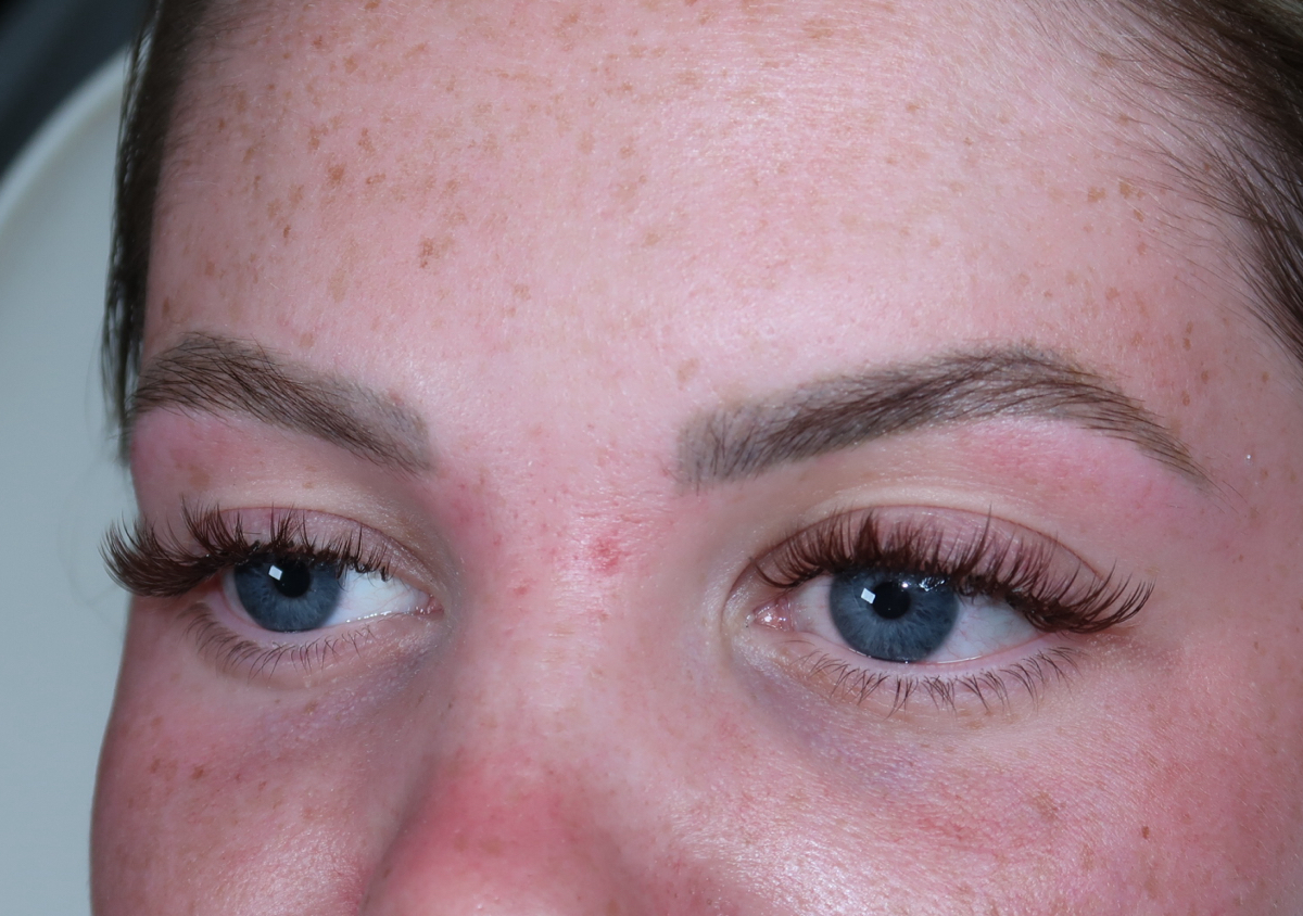 Basic Brow Sculpt  (2/2)