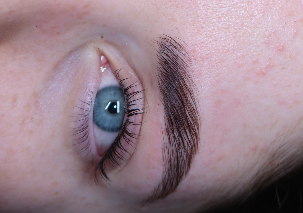 Eyelash Lift  (1/2)