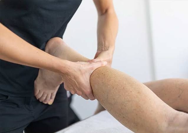 90 Min~Lymphatic and Light Massage