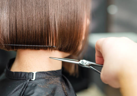 Women's Cut (Blow Dry Included )