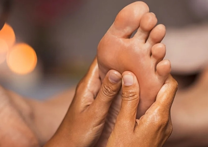 Reflexology Feet 60min
