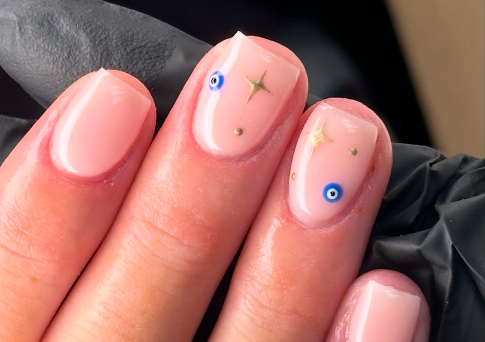 BIAB with Minimal Design 