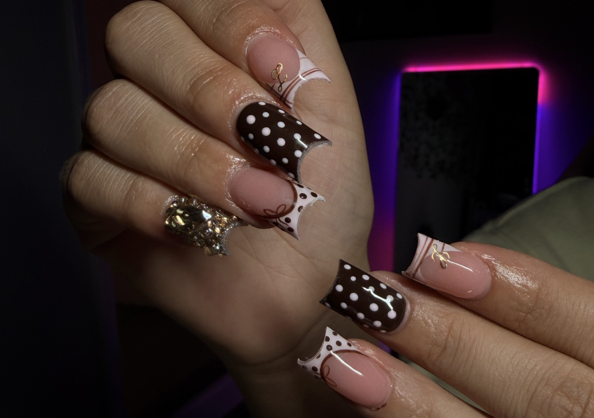 Medium Acrylic  Set (3-4 magnets)