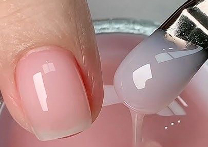 Refuerzo de la uña natural 