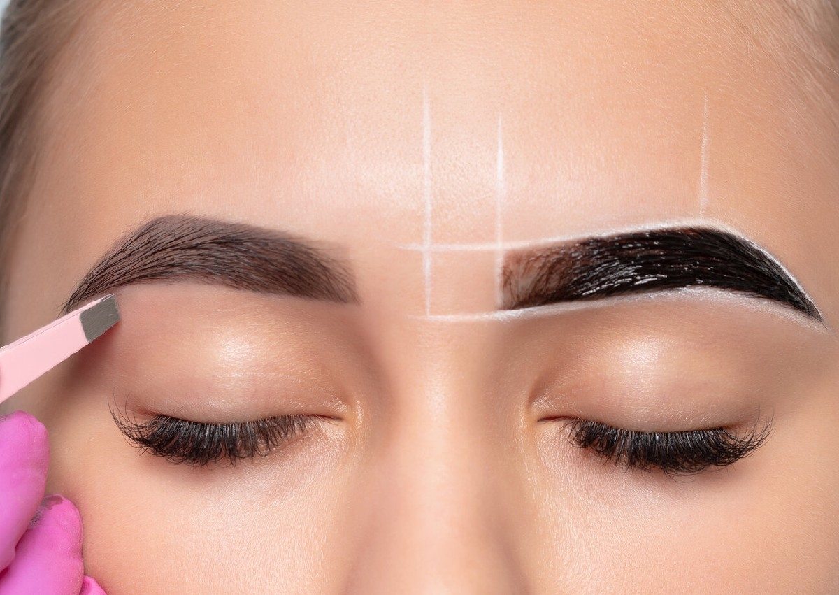 Brow Tint W/ Color Service