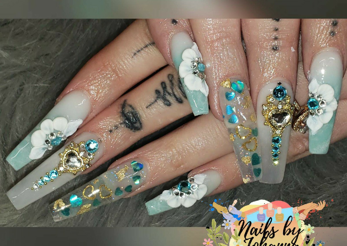 Glitz and Glam set (Freestyle Nailz)