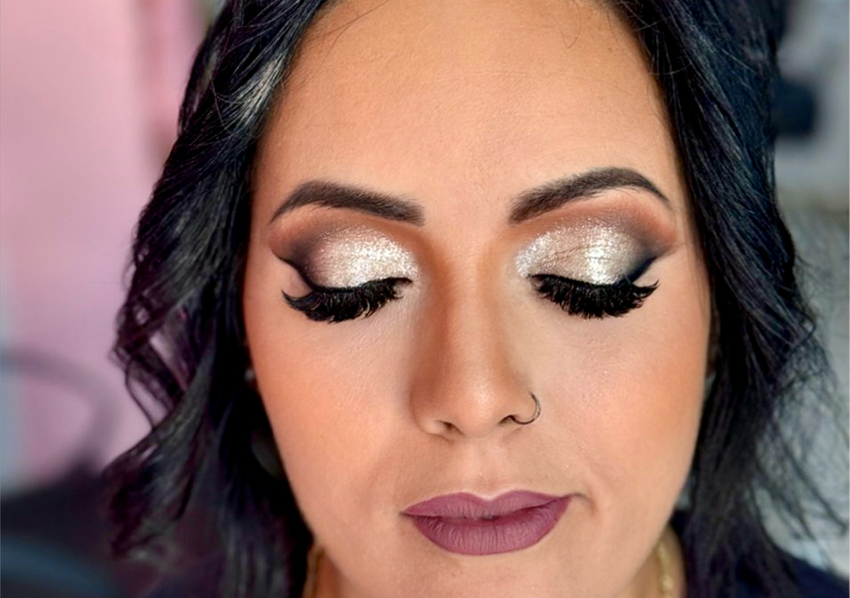 makeup including eyelashes