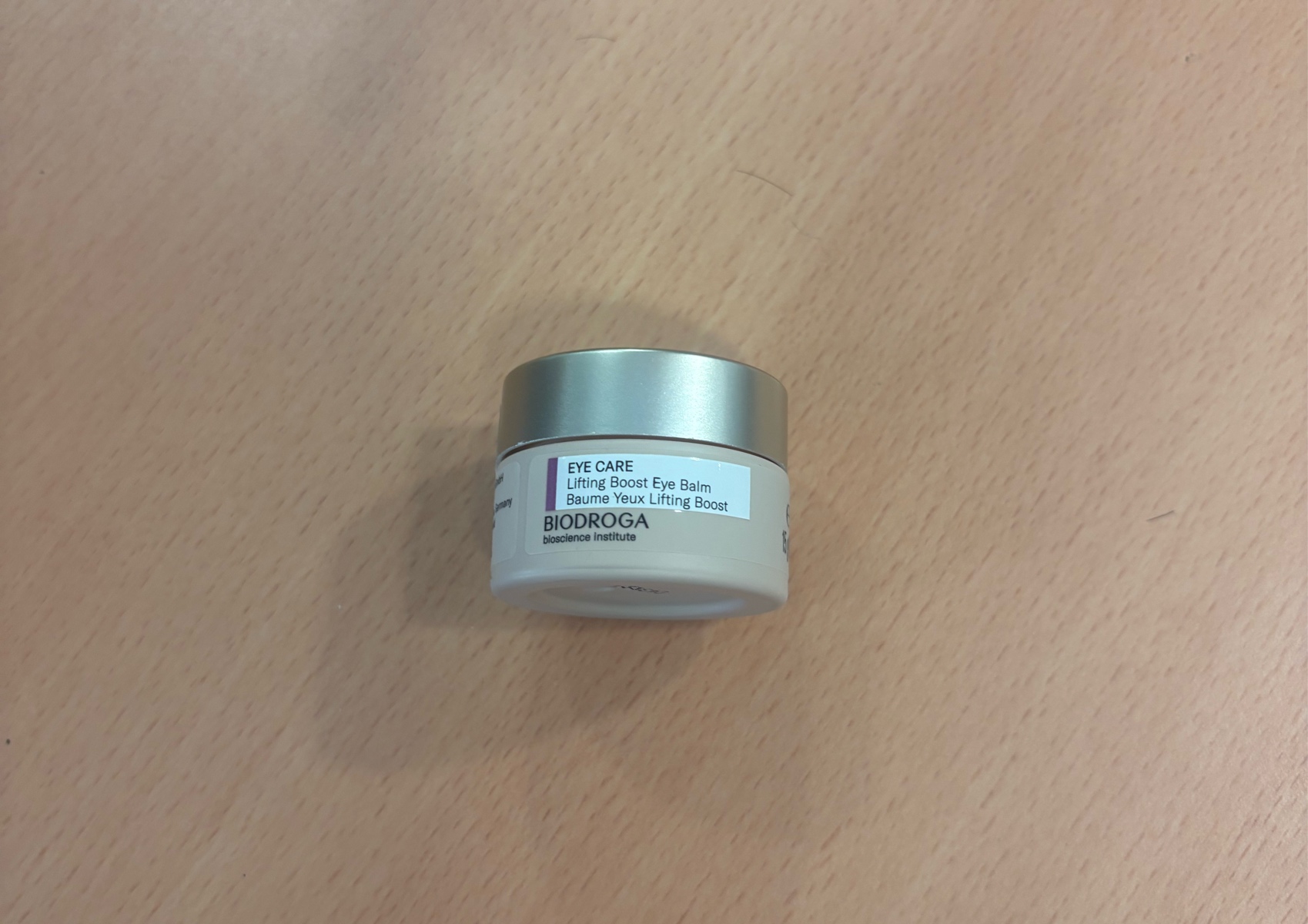 Eye Care Golden Lifting boost creme 15 g RR $75.00