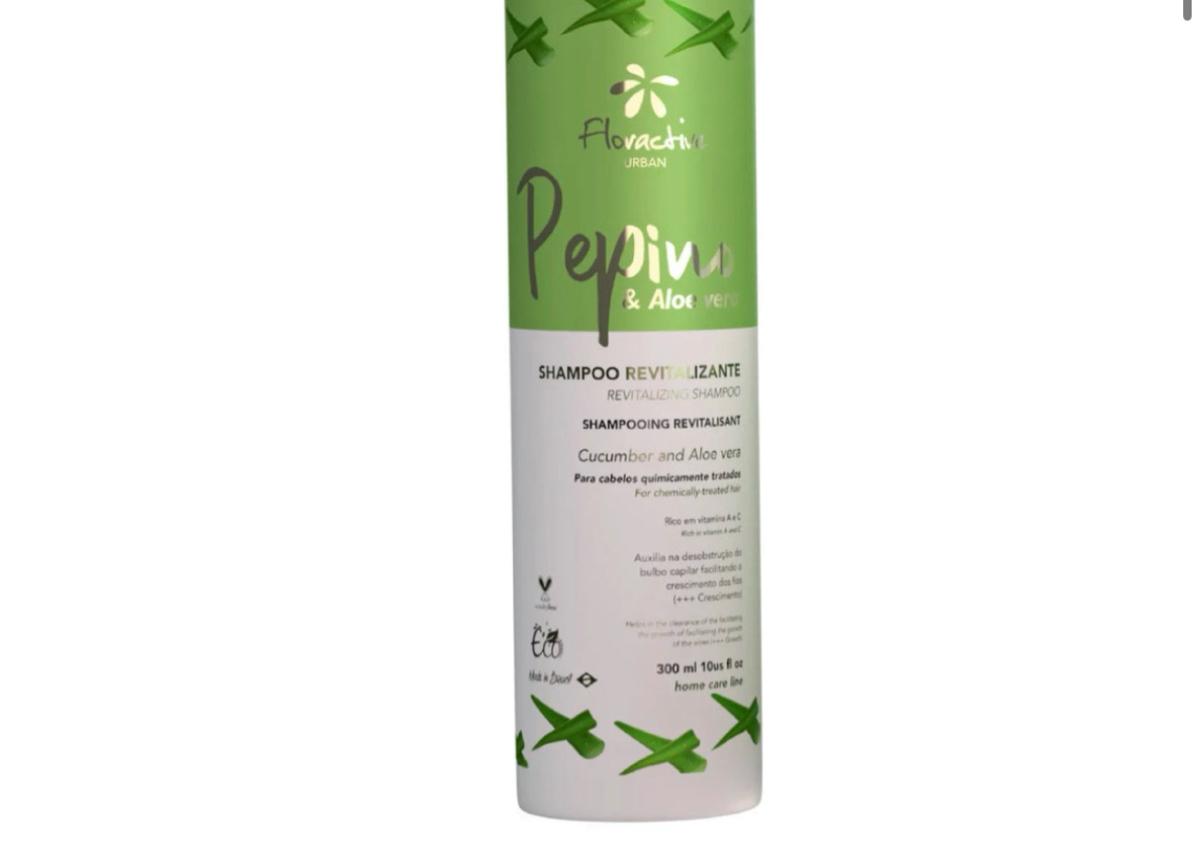Cucumber & Aloe Vera Shampoo 300 MLS RR$ 24.99