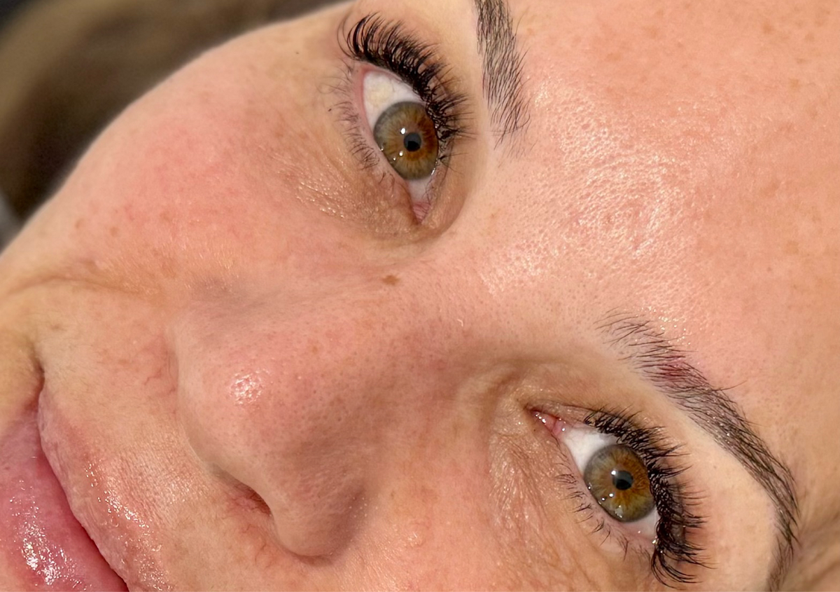 Classic  eyelash fill 12-15 days 