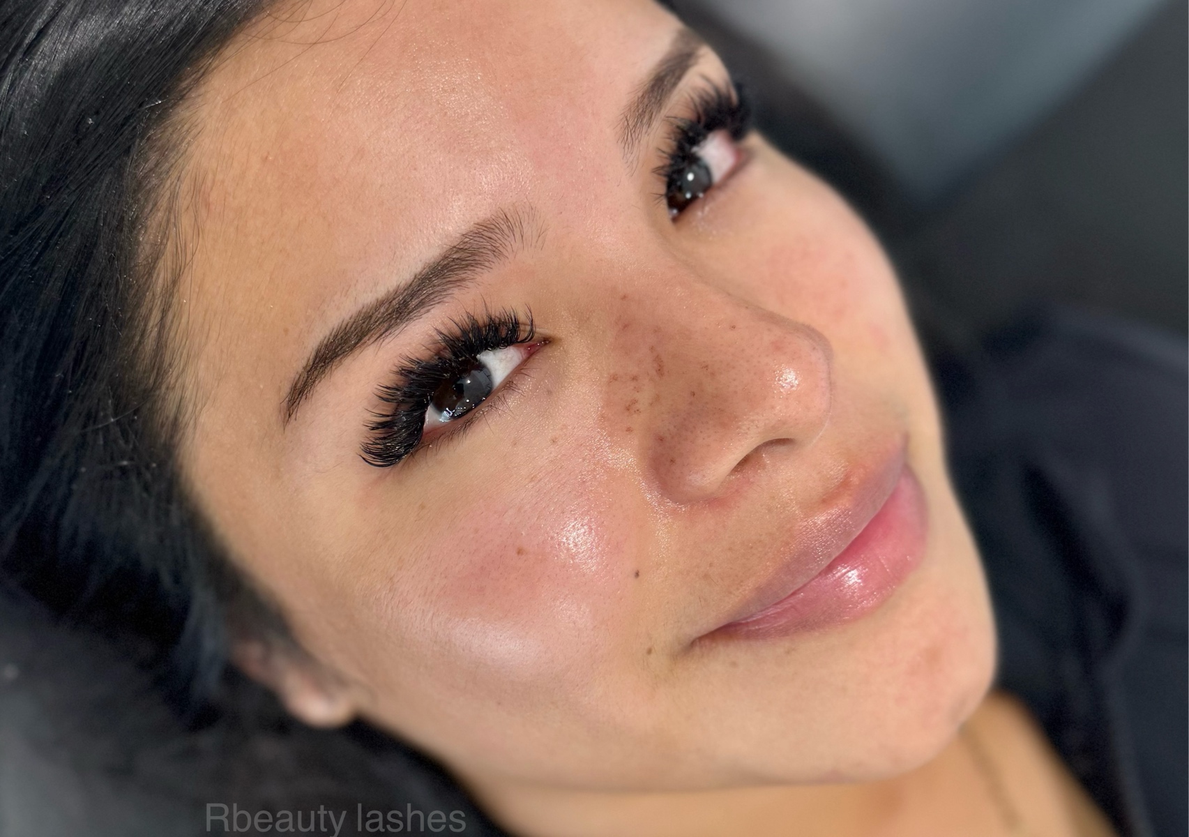 Full set volume eyelash extensions 