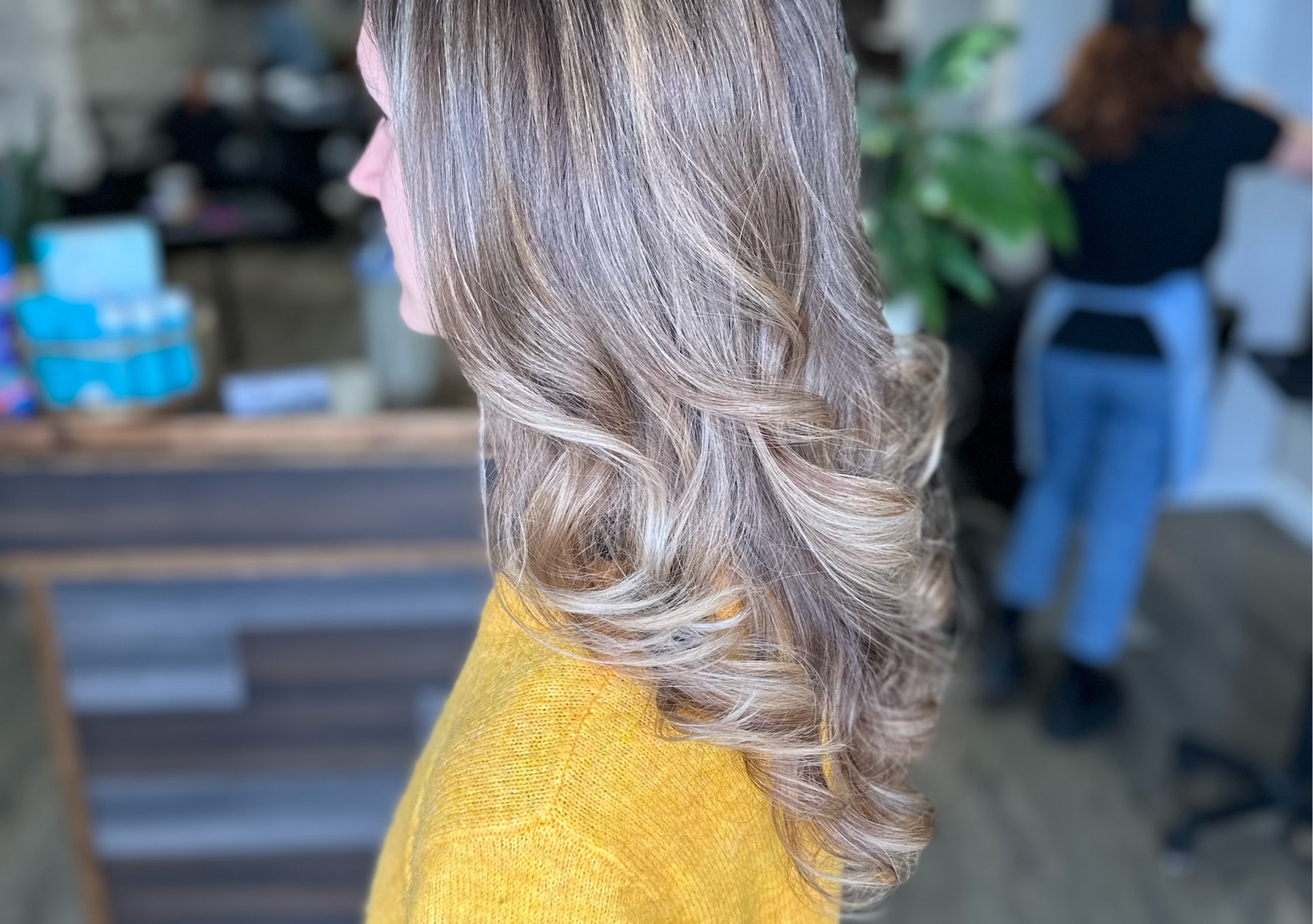 Haircut with full blowout