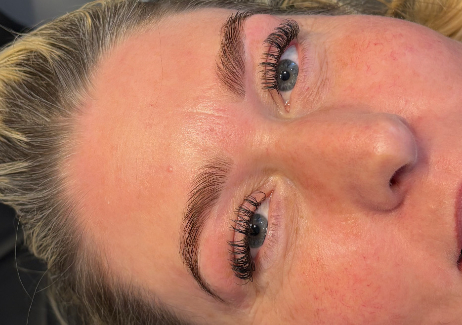Classic lash extensions full set