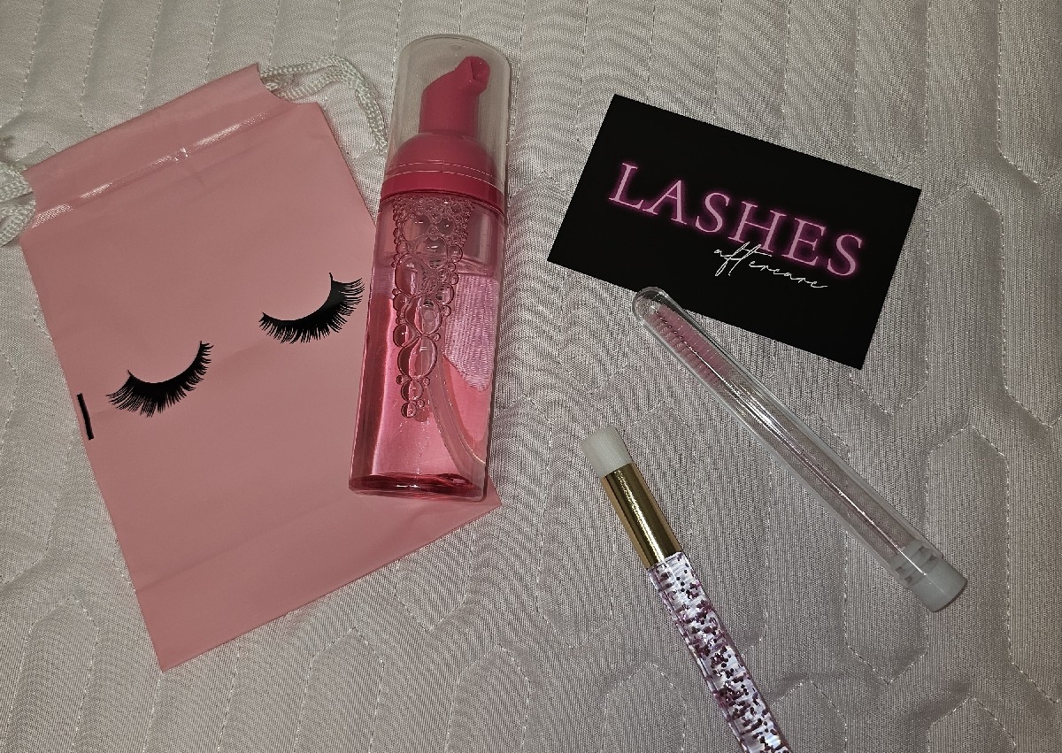 Lash aftercare kit