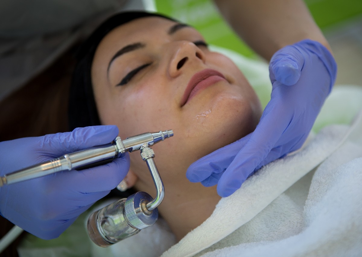 Tratament Facial Anti-Acnee