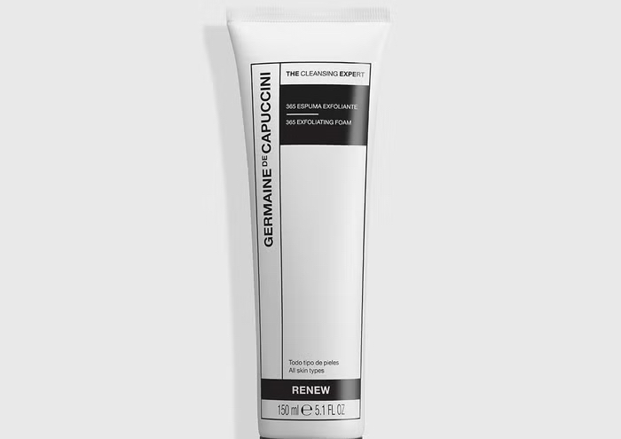 The Cleansing Expert
365 Exfoliating Foam

Facial Cleansing Exfoliating Foam