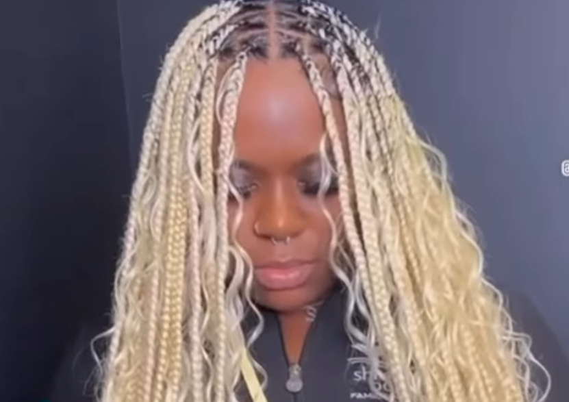 Blonde Smedium Knotless Boho Braids 