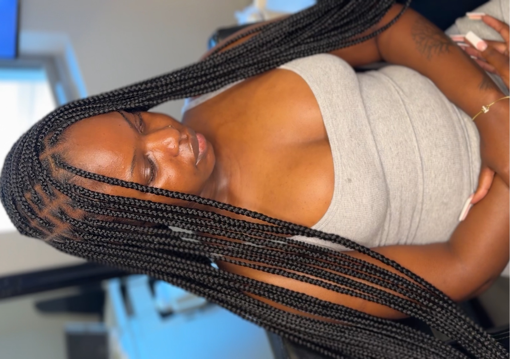 Small Medium Knotless 