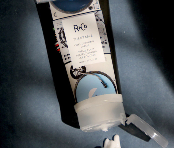R+Co Turntable: Curl Defining Cream