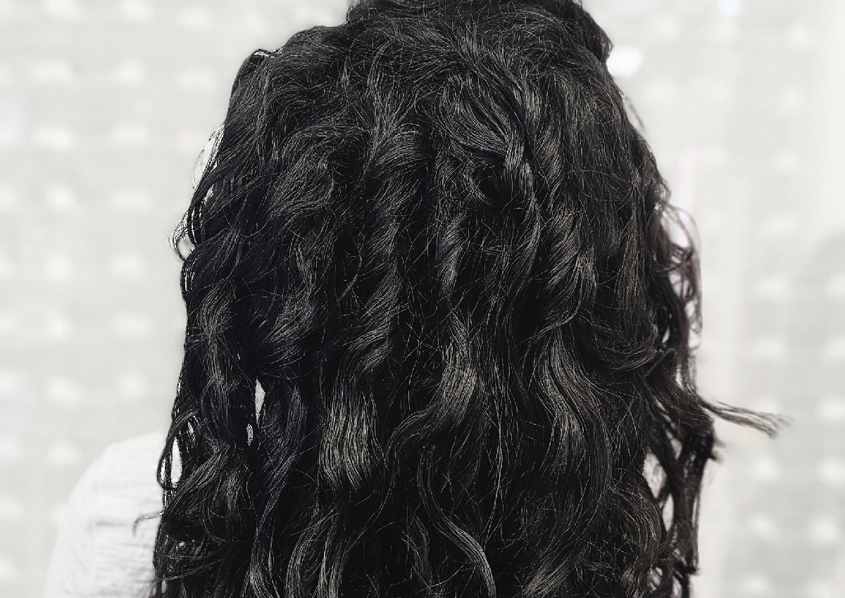 CURLY HAIR STYLE ONLY