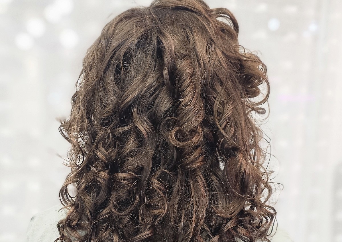 THE CURLY  EXPERIENCE (Steam Detox+Haircut+Style )