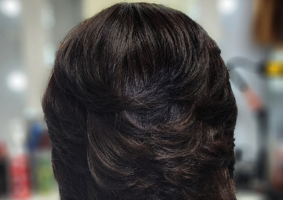 Women's  haircut/trim