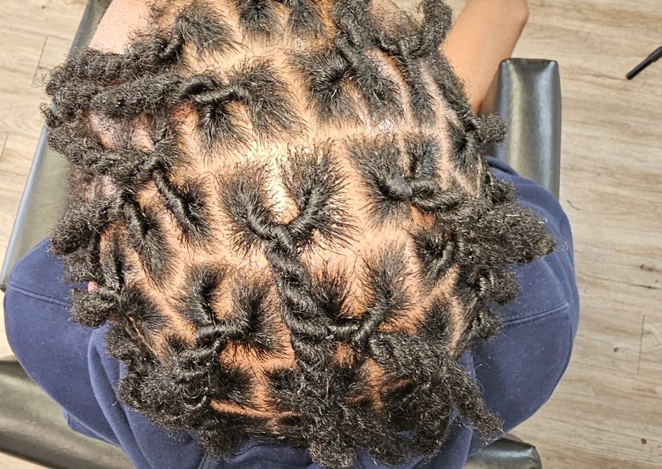 Loc retwist w/ style