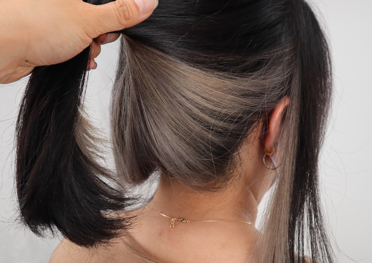 Colour blocking/peekaboo with bleach