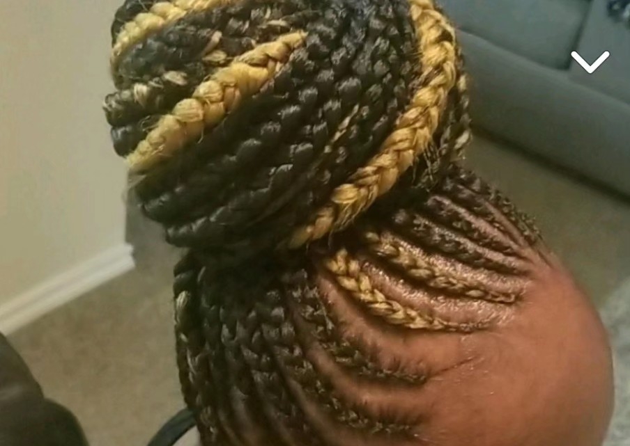 Feed-in pony (small)