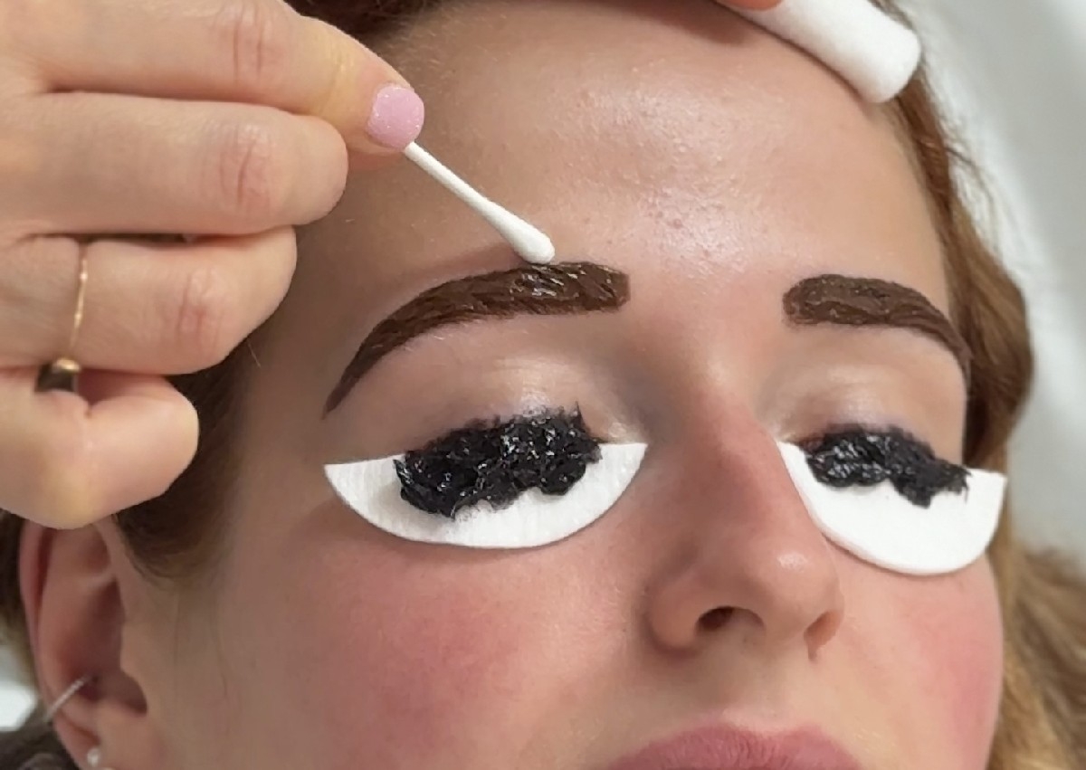 Augenbrauen Färben/Eyebrows Colour 