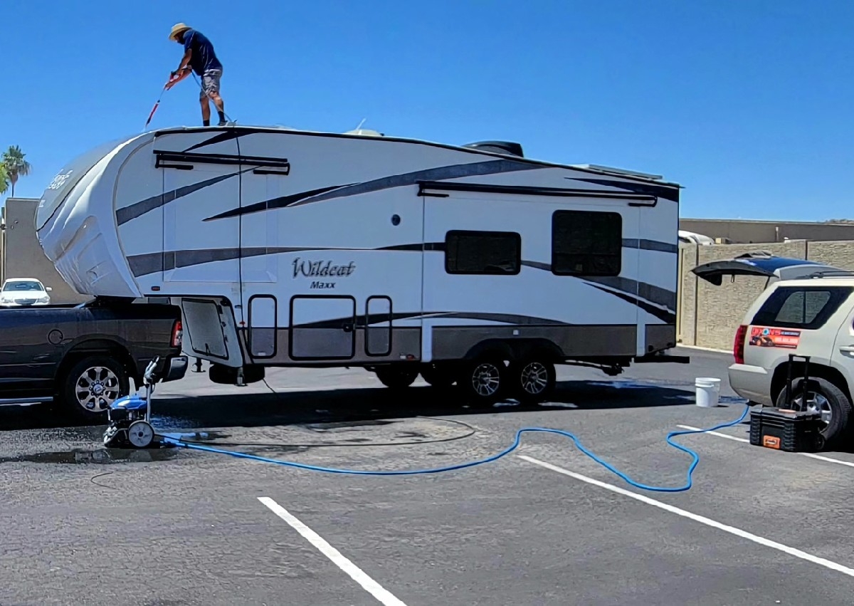 RV - Wash & Wax