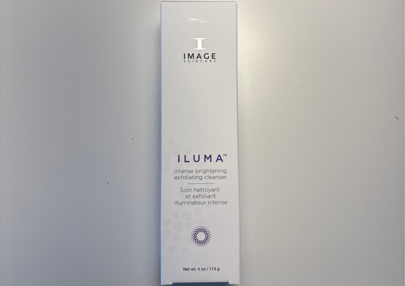 ILUMA 
Intense brightening exfoliating cleanser