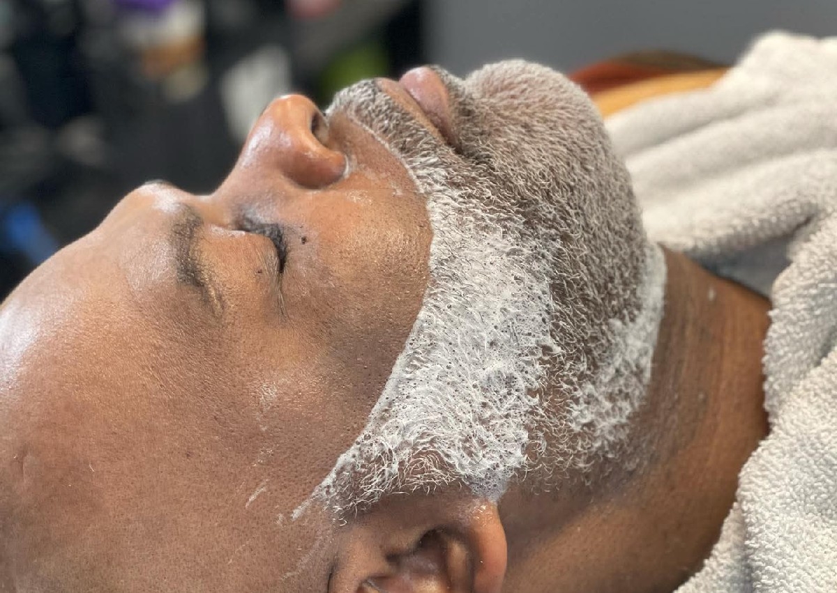 Hot Towel Face/Beard Shave 