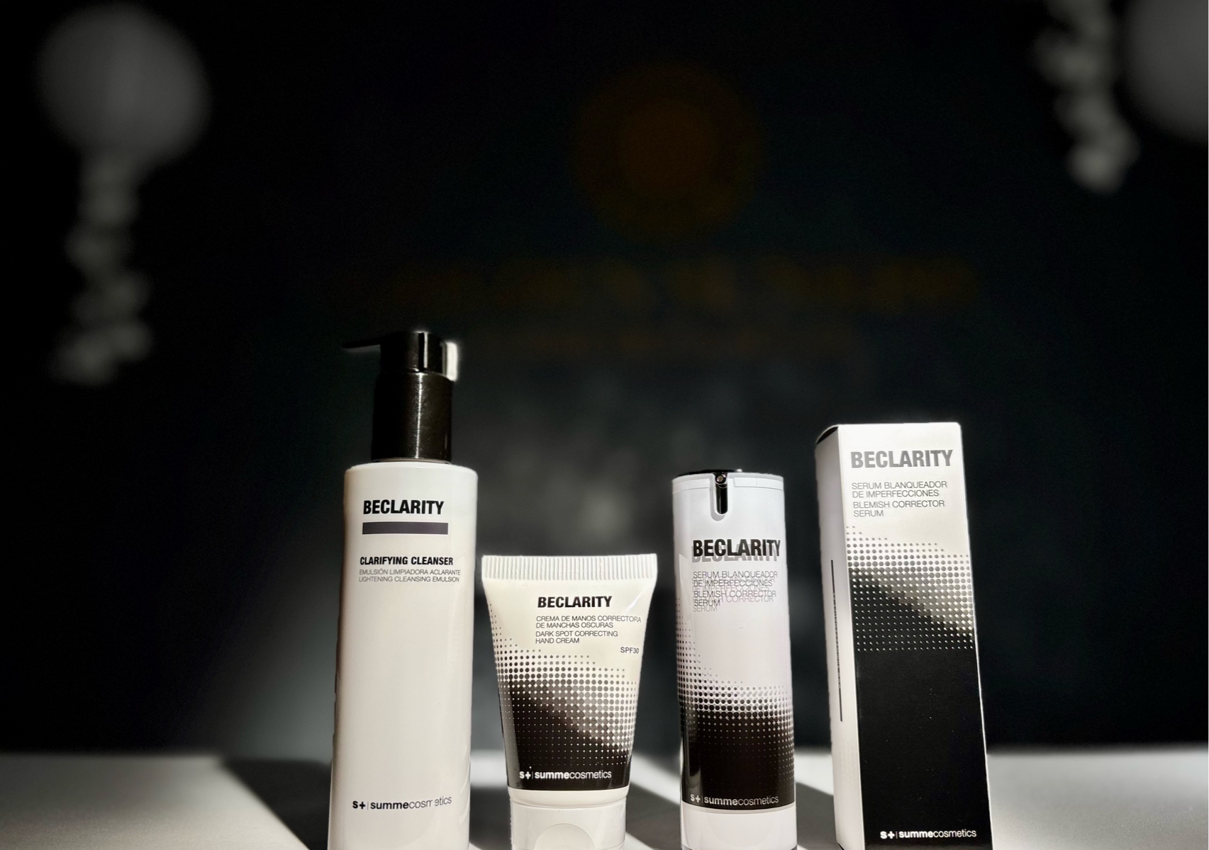 Pachet Beclarity pete pigmentare 
-Crema de maini
-Serum
-Emulsie de curatare