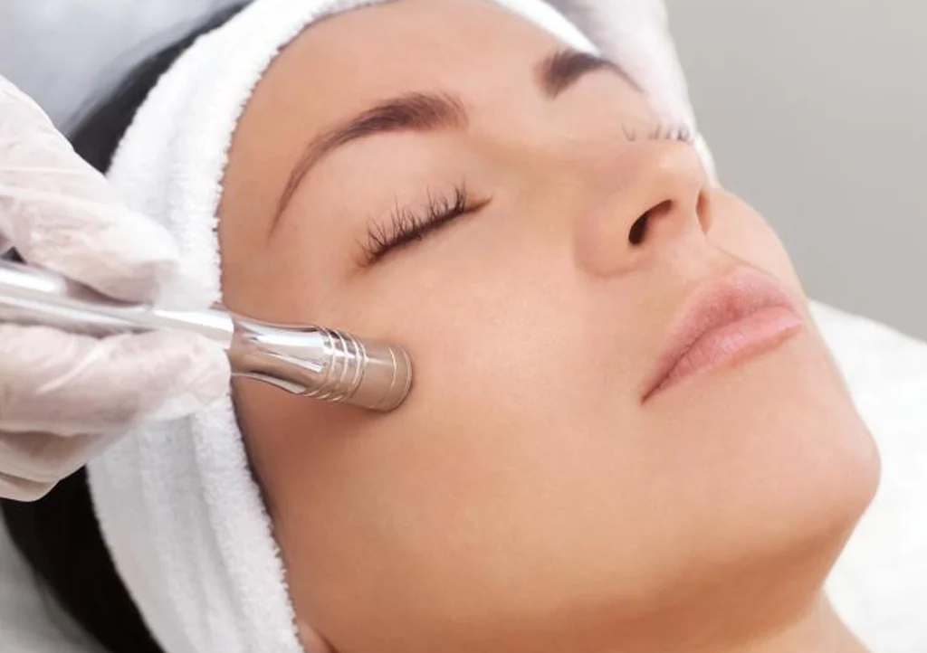 Facial Microdermoabrasion 
