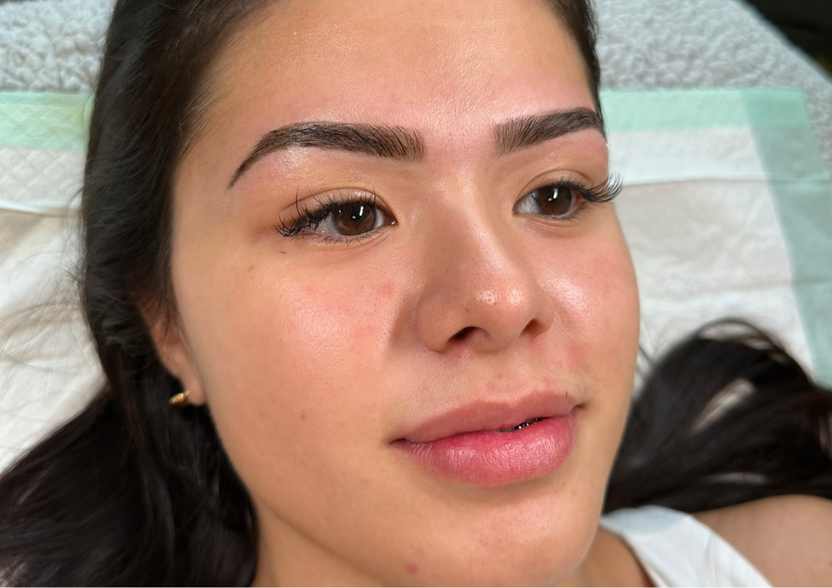  Eyebrow wax shape + Tint POPULAR✨