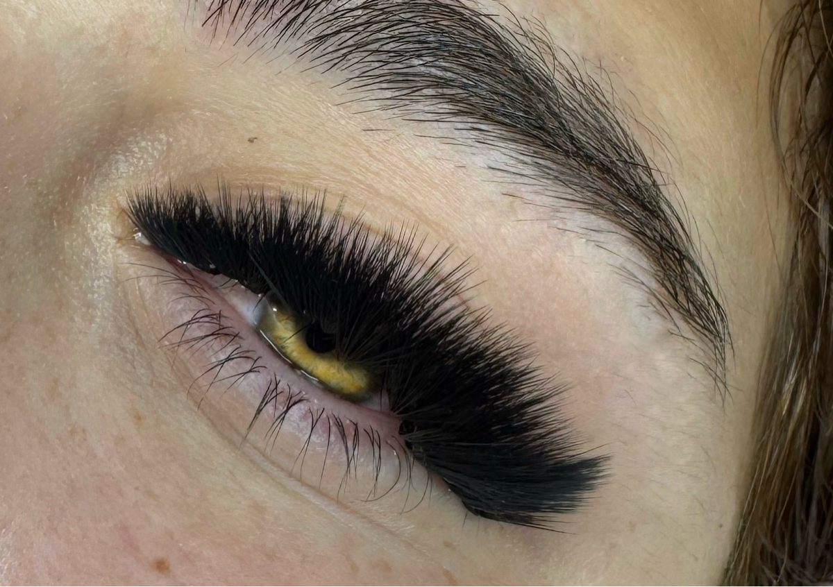 Foxy lashes 