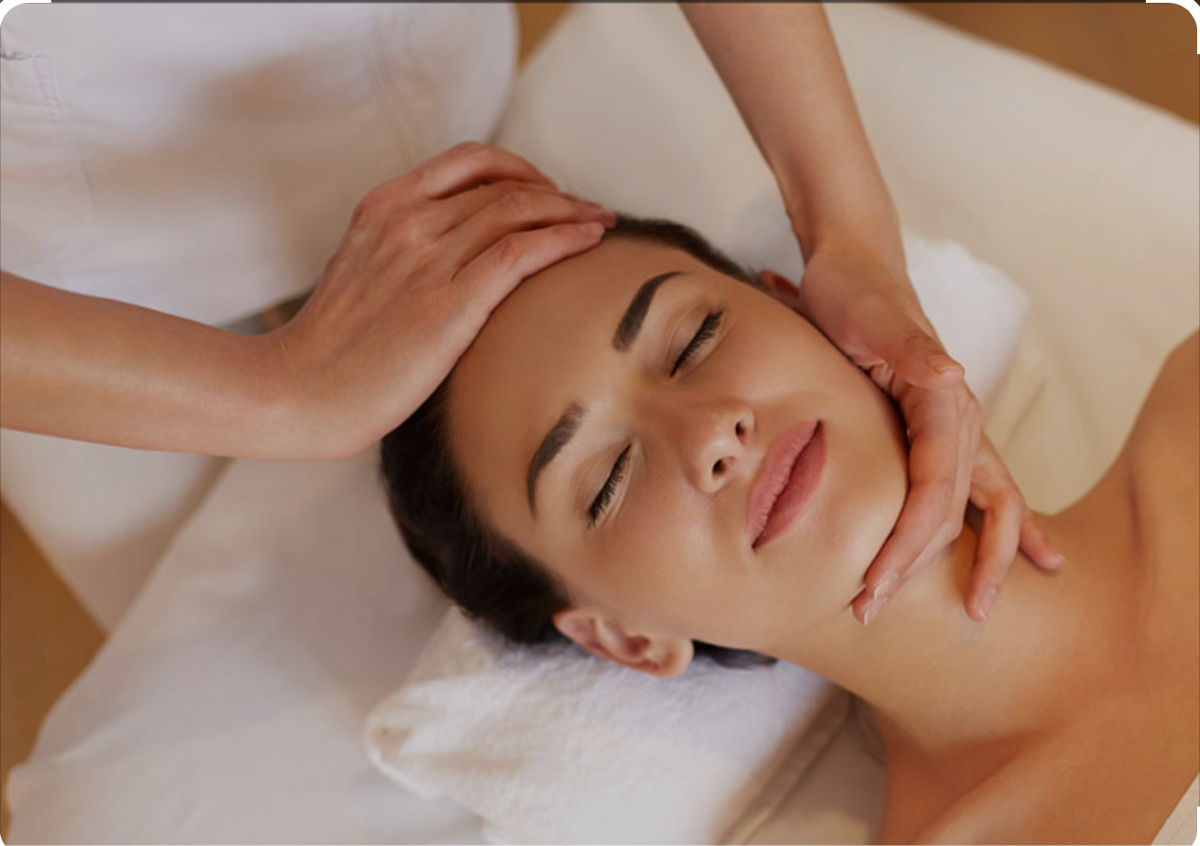 Mini facial + Masaje Relajante facial 