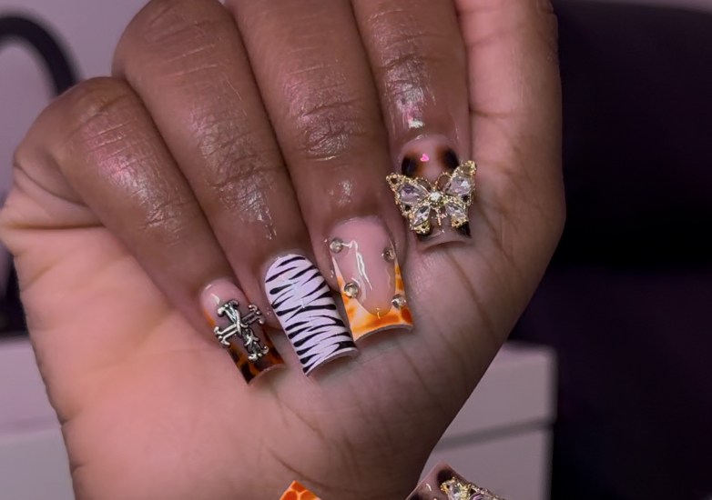 Medium acrylic full set