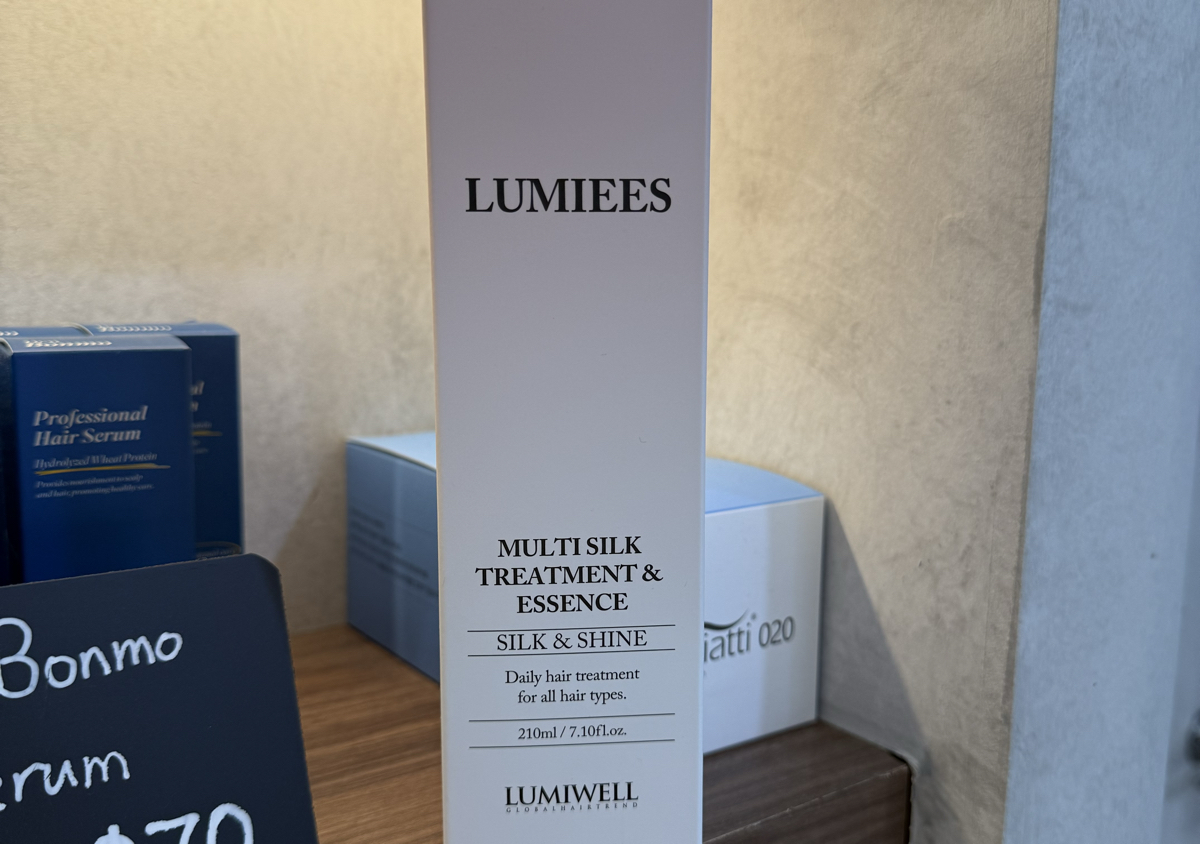 LUMIWELL Multi Silk Treatment & Essence
Leave-in Double Care Hair Clinic