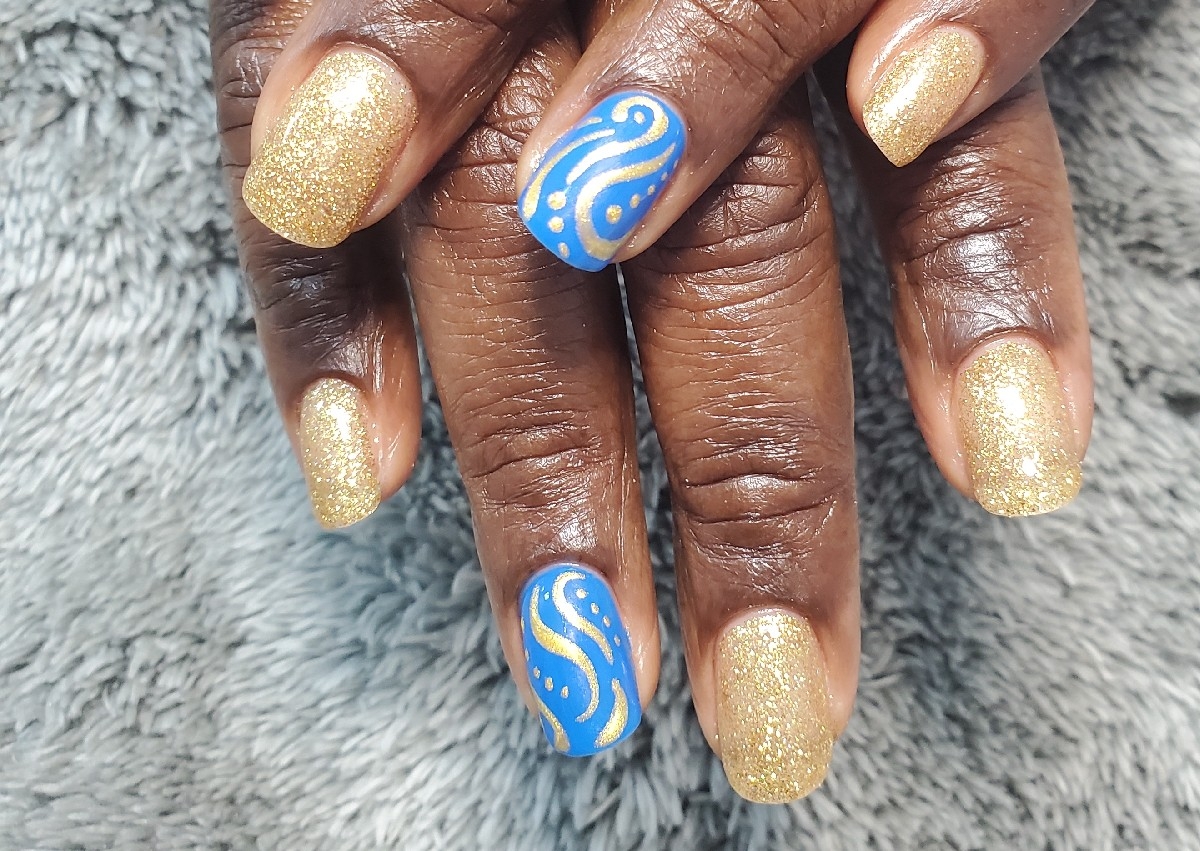 Simple nail art (2 nails) 