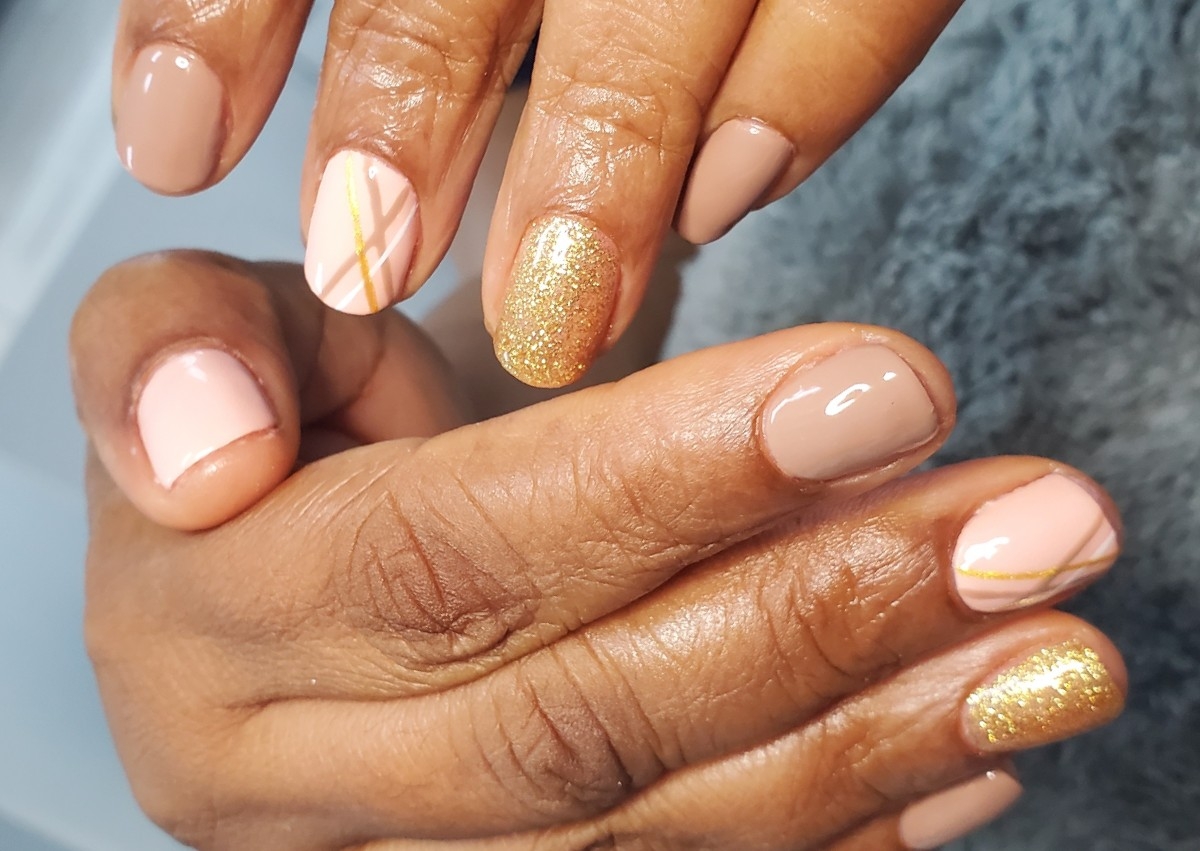 Gel polish - Hands (natural nails) 